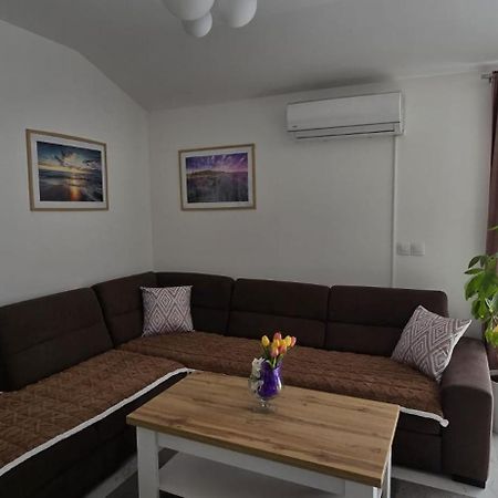 Apartman Grosic Brna Extérieur photo
